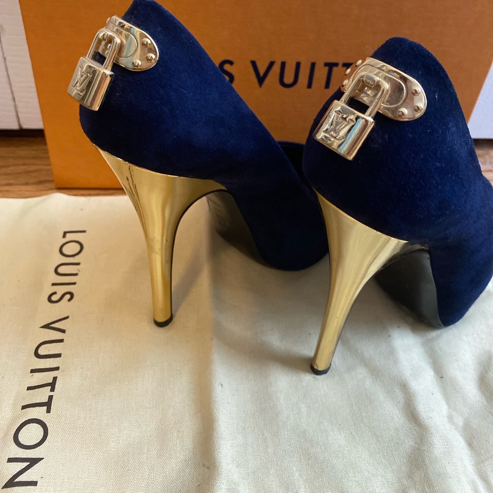 Louis Vuitton | lock platform peep toe